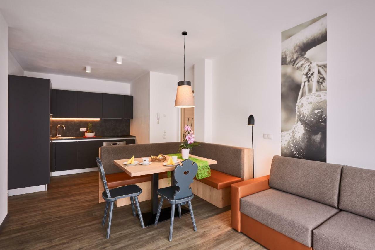 Residence Laitacherhof - Modern Apartments With Outside Pool And Sauna К'юза Екстер'єр фото